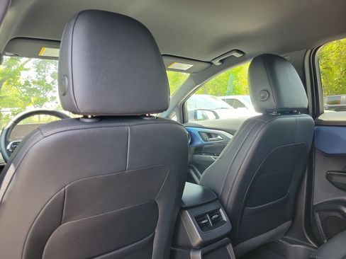 Used 2024 Chevrolet Equinox EV LT FWD image 16