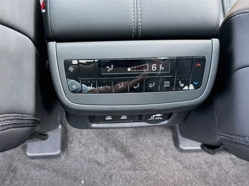New 2026 Nissan Pathfinder Platinum AWD/4WD image 22