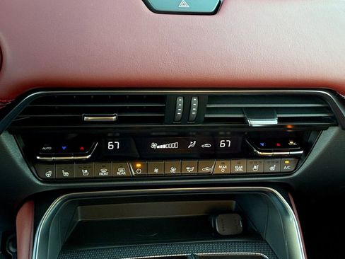 New 2025 MAZDA CX-70 Plug-In Hybrid w/ Premium Plus image 14