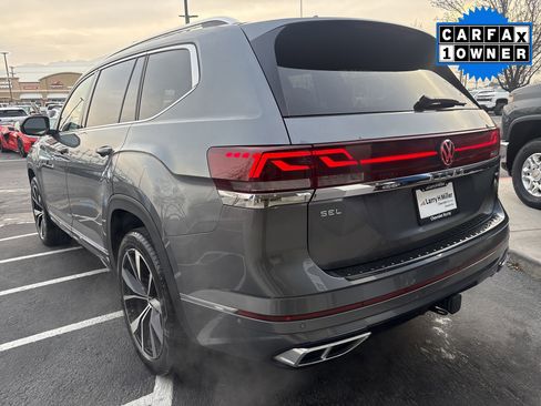 Used 2024 Volkswagen Atlas SEL Premium R-Line image 3