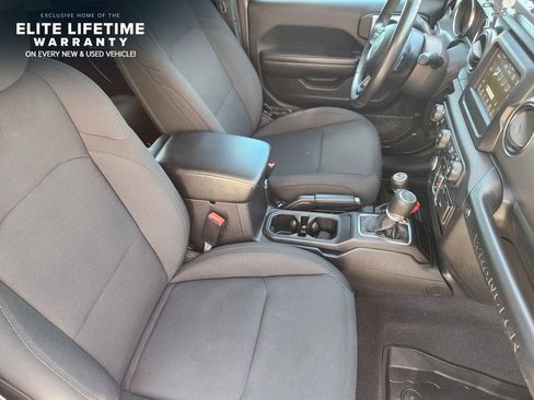 Used 2021 Jeep Wrangler Unlimited Sport AWD/4WD image 13
