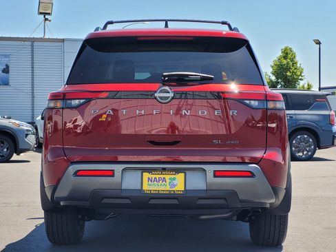 New 2026 Nissan Pathfinder SL AWD/4WD image 6