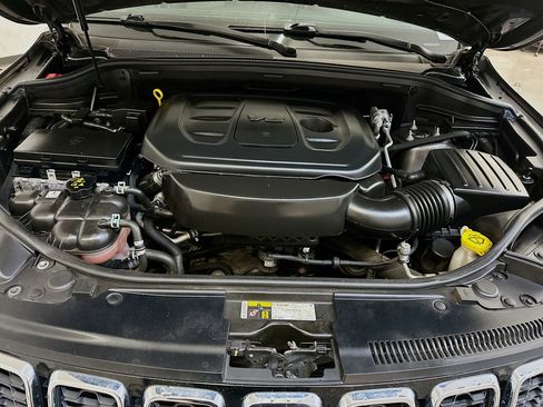 Used 2020 Jeep Grand Cherokee Limited image 36