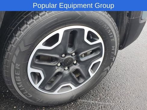 Used 2016 Jeep Renegade Trailhawk image 7