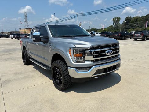 Used 2023 Ford F150 Lariat w/ Max Trailer Tow Package AWD/4WD image 4