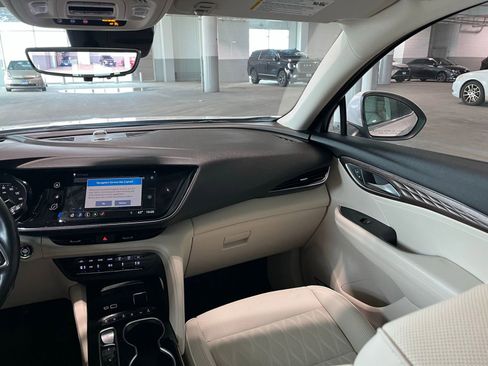 Used 2023 Buick Envision Avenir AWD/4WD image 40
