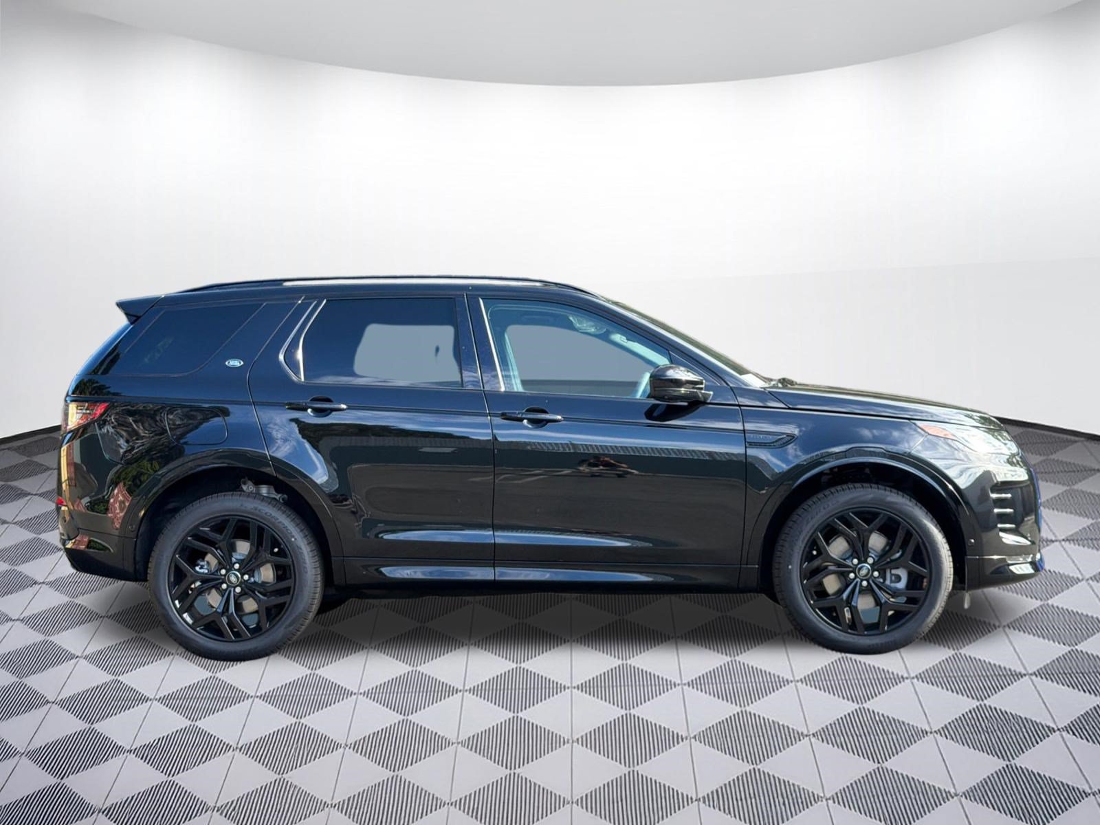 New 2026 Land Rover Discovery Sport Landmark AWD/4WD image 8