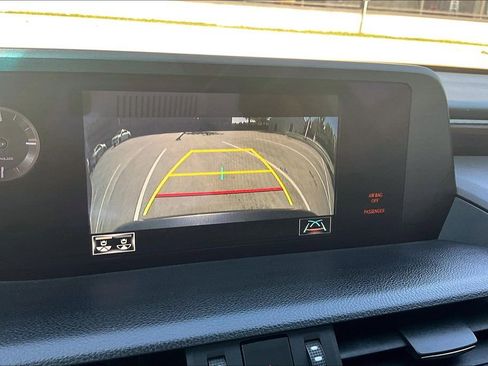 Used 2019 Lexus ES 350 w/ Premium Package image 29