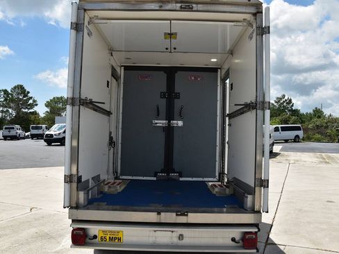 Used 2023 Ford E-350 and Econoline 350 Super Duty w/ Power Windows & Locks Group RWD image 7