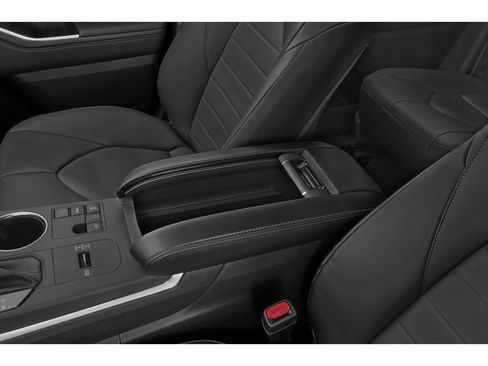 Certified 2023 Toyota Highlander XLE image 15