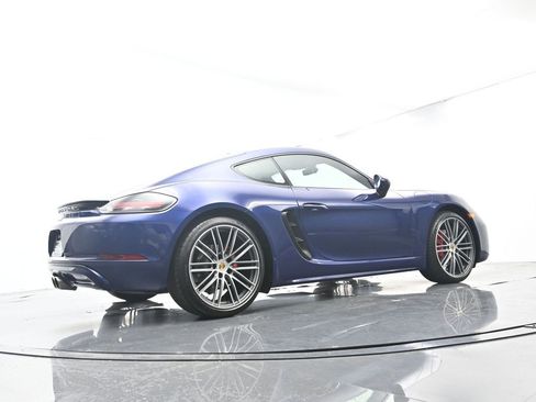 Certified 2025 Porsche 718 Cayman S RWD image 51