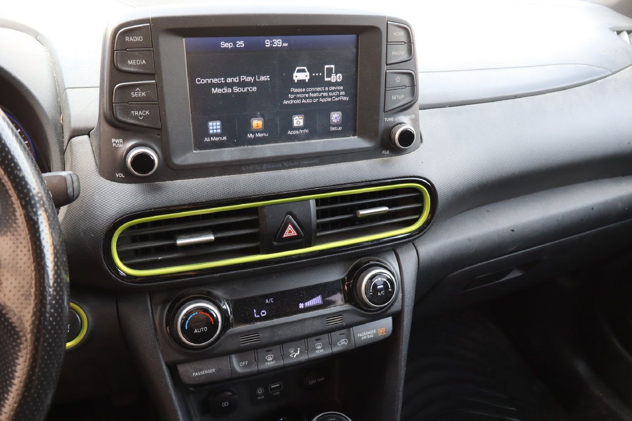 Used 2019 Hyundai Kona Limited AWD/4WD image 7