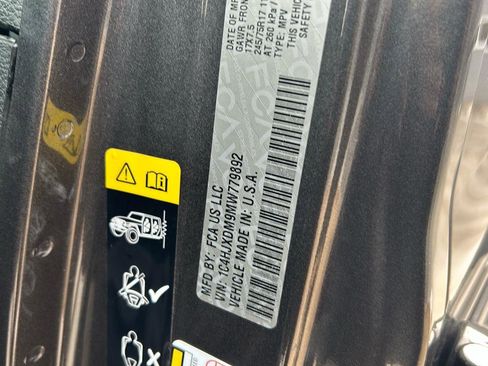 Used 2021 Jeep Wrangler Unlimited Sport S image 24