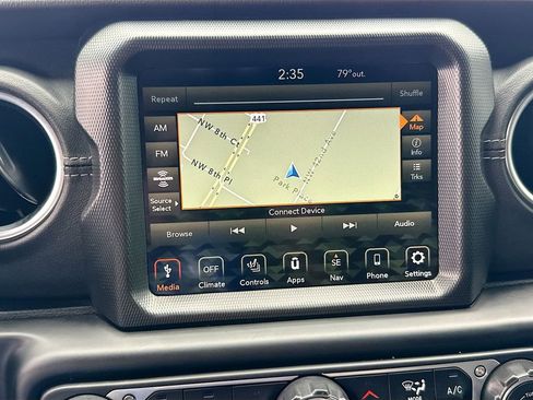 Used 2023 Jeep Wrangler Unlimited Sahara w/ Cold Weather Group image 16