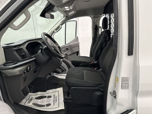 Used 2025 Ford Transit 250 Low Roof w/ Exterior Upgrade Package RWD image 16