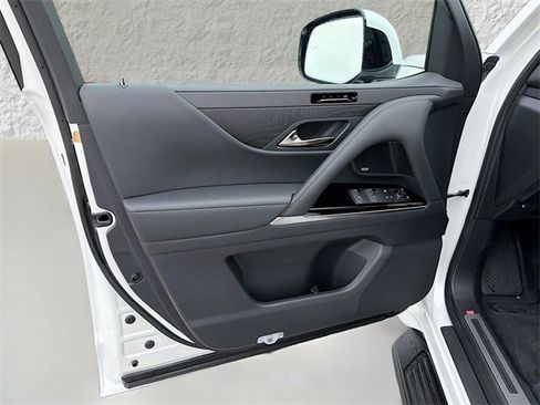 New 2026 Lexus LX 700h Luxury image 24