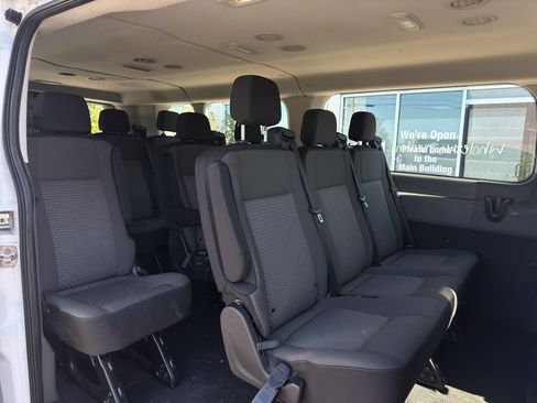 Used 2024 Ford Transit 350 XLT RWD image 13