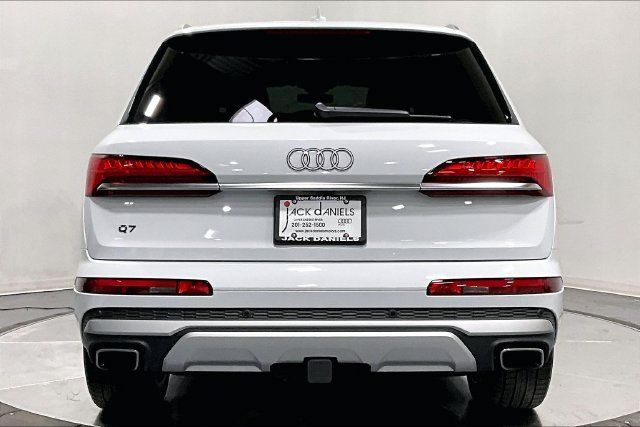 Used 2025 Audi Q7 3.0T Premium Plus w/ Premium Plus Package AWD/4WD image 3