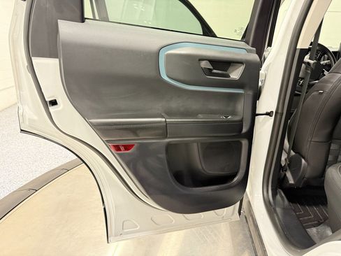 Used 2024 Ford Bronco Sport Badlands image 40