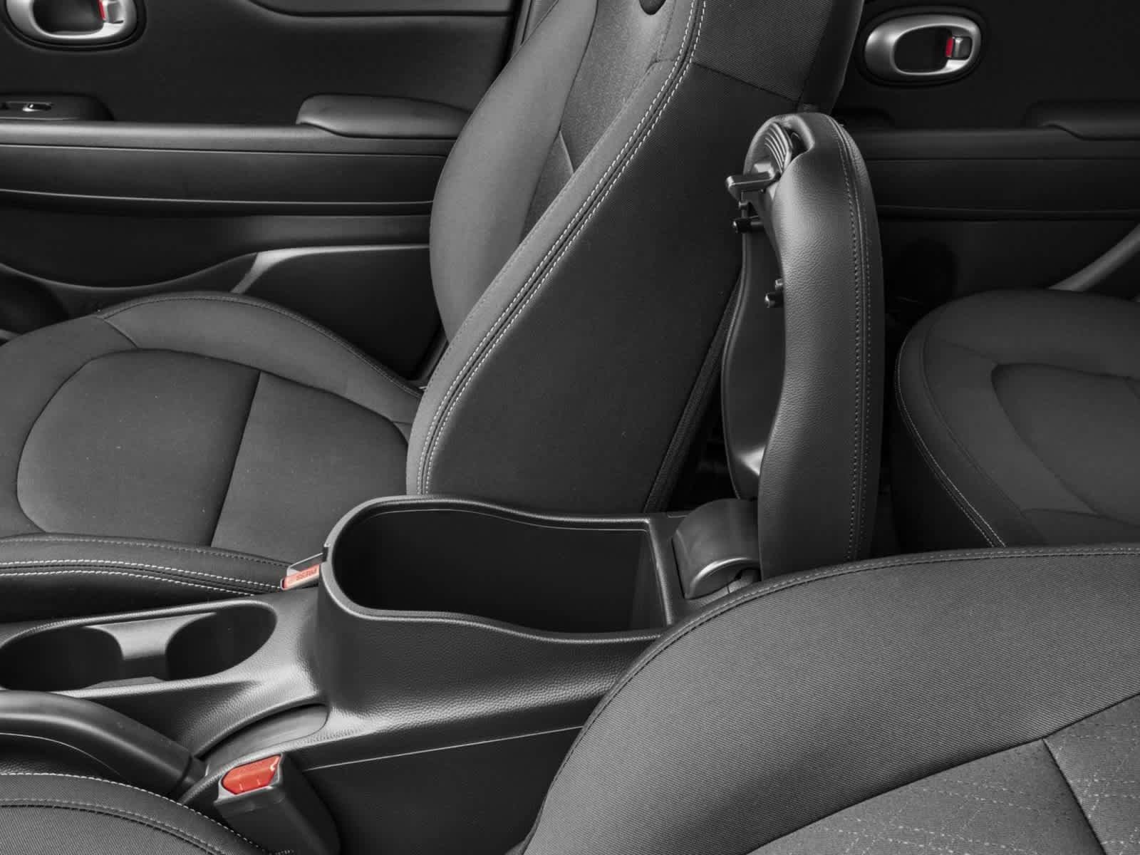 Used 2017 Kia Soul w/ Convenience Package FWD image 9