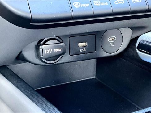 Used 2024 Hyundai Elantra Blue FWD image 35