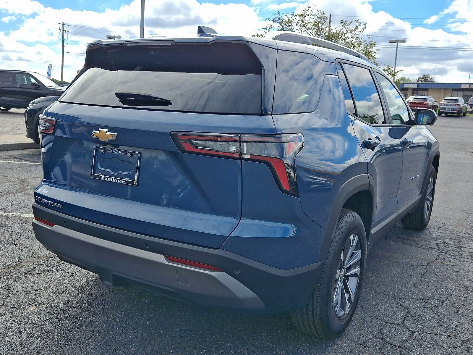 Certified 2025 Chevrolet Equinox LT w/ Convenience Package II AWD/4WD image 6