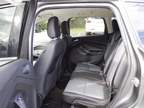 Used 2019 Ford Escape SE AWD/4WD image 25