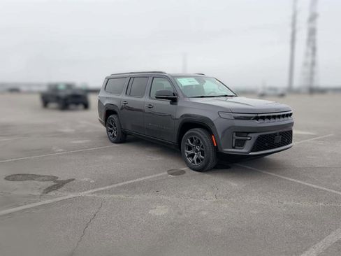 New 2026 Jeep Grand Wagoneer L Limited image 16