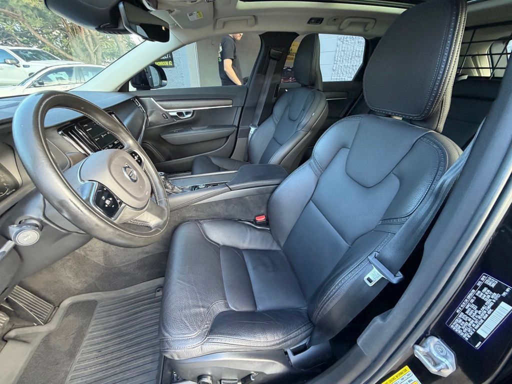 Used 2020 Volvo V90 T6 Cross Country w/ Protection Package Premier AWD/4WD image 16