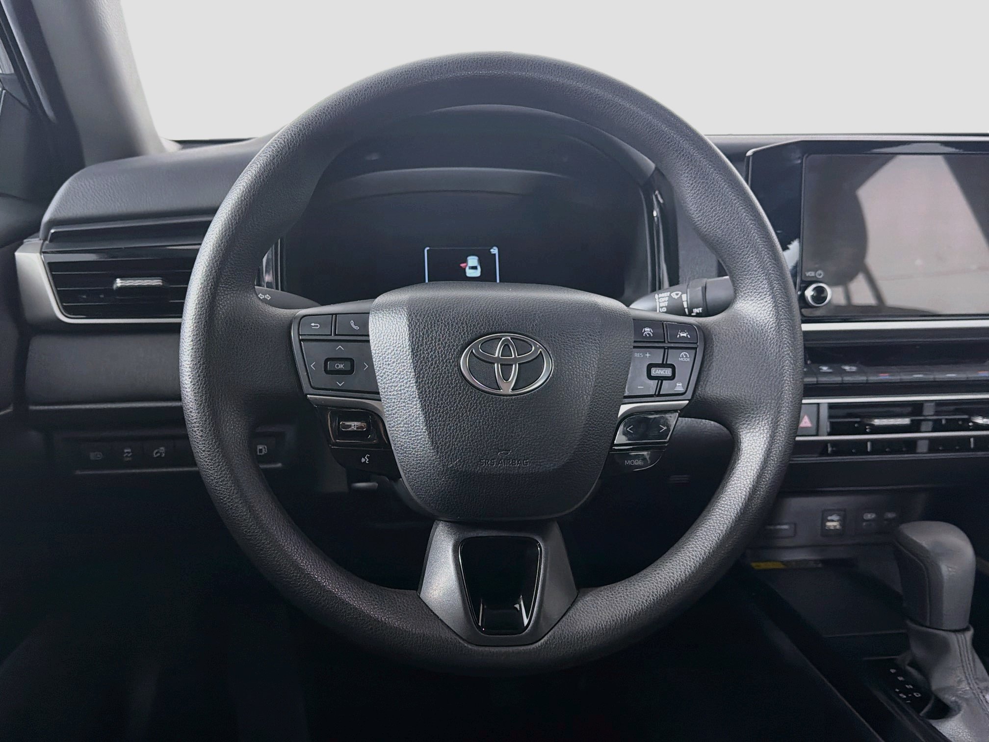 Used 2025 Toyota Camry LE FWD image 18
