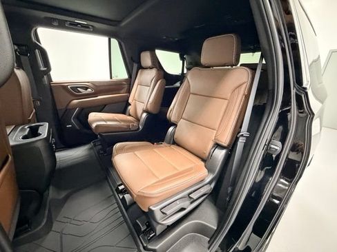 Certified 2024 Chevrolet Tahoe High Country AWD/4WD image 28