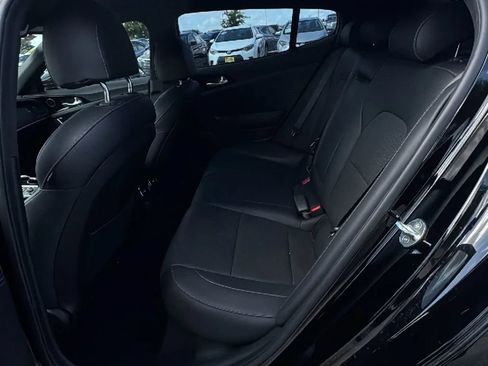 Used 2022 Kia Stinger GT-Line RWD image 13