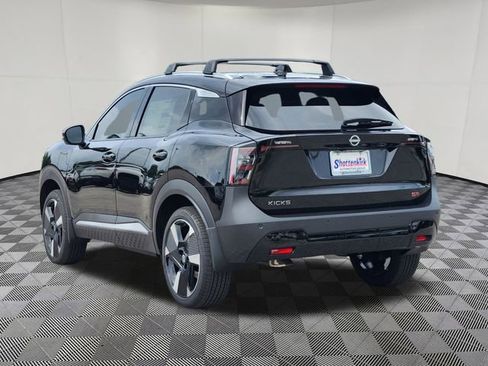New 2025 Nissan Kicks SR image 3