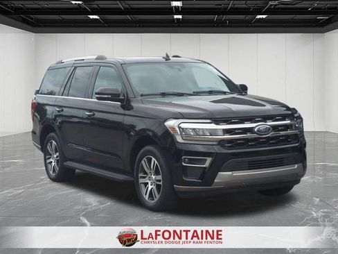 Used 2024 Ford Expedition Limited AWD/4WD image 7