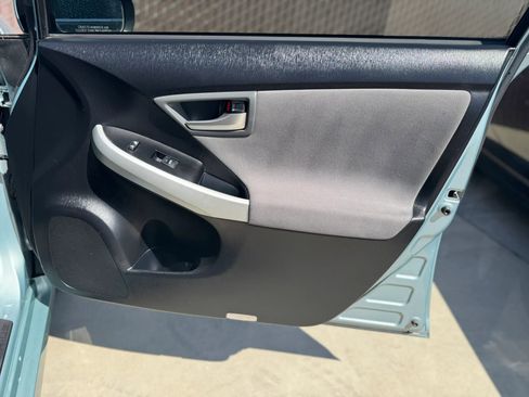 Used 2012 Toyota Prius Prime Plug-In Hybrid FWD image 19