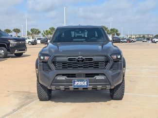 Used 2024 Toyota Tacoma TRD Off-Road w/ TRD Off Road Upgrade Package video 2