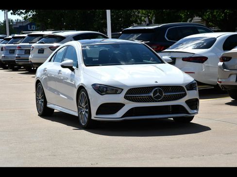 Used 2023 Mercedes-Benz CLA 250 image 1