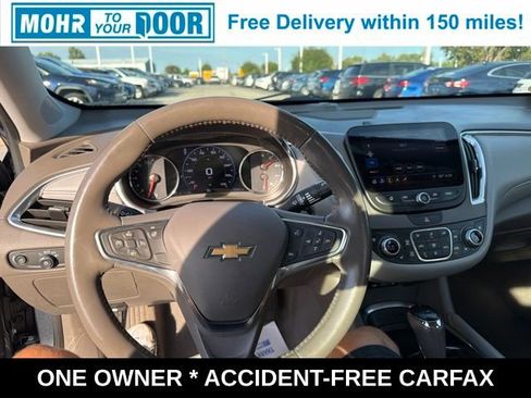 Used 2019 Chevrolet Malibu Premier FWD image 33