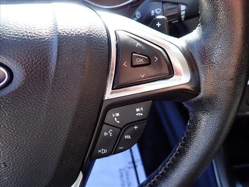 Used 2018 Ford Fusion Titanium image 17