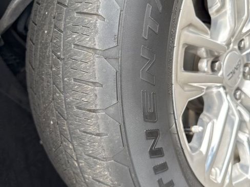 Used 2022 GMC Yukon SLT w/ SLT Premium Package image 39