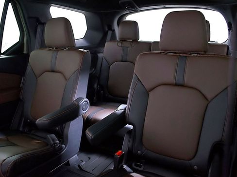 New 2026 Honda Pilot TrailSport image 16