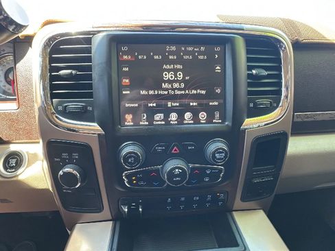 Used 2016 RAM 2500 Longhorn w/ Convenience Group AWD/4WD image 15