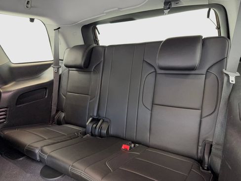 Used 2020 GMC Yukon Denali w/ Denali Premium Package RWD image 40