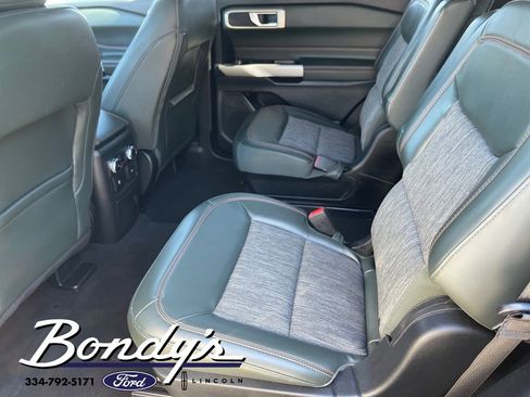 Used 2023 Ford Explorer Timberline image 11