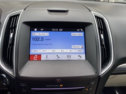 Used 2017 Ford Edge Titanium