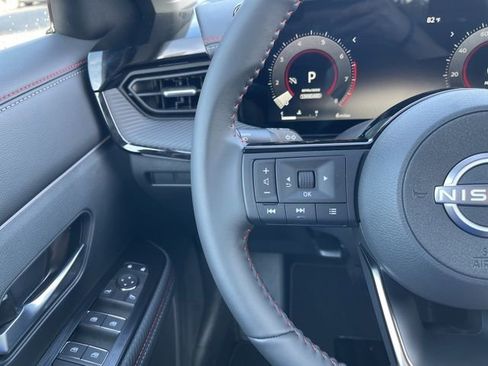 New 2025 Nissan Kicks SR image 28