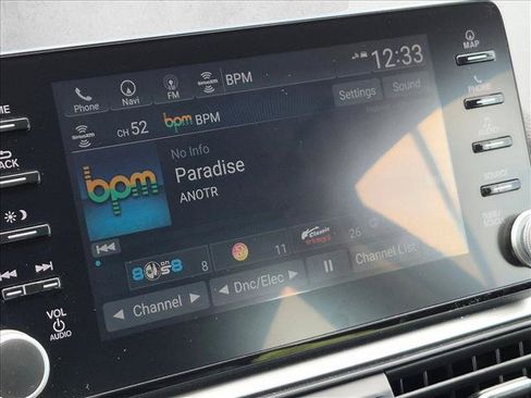 Used 2020 Honda Accord Touring image 14