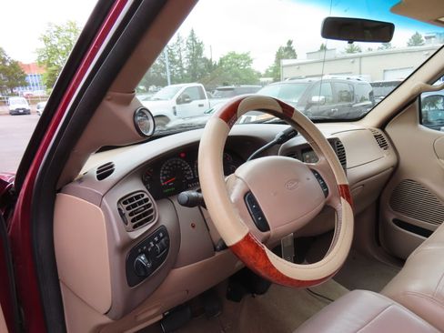 Used 1999 Ford F250 Lariat AWD/4WD image 16