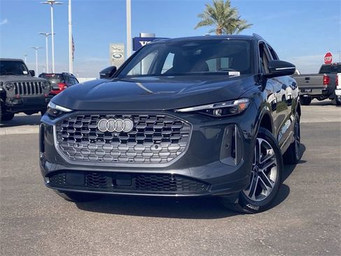 Used 2025 Audi Q5 Premium Plus image 3
