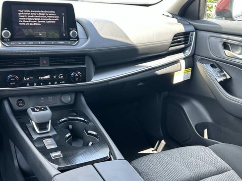 New 2026 Nissan Rogue SV FWD image 25